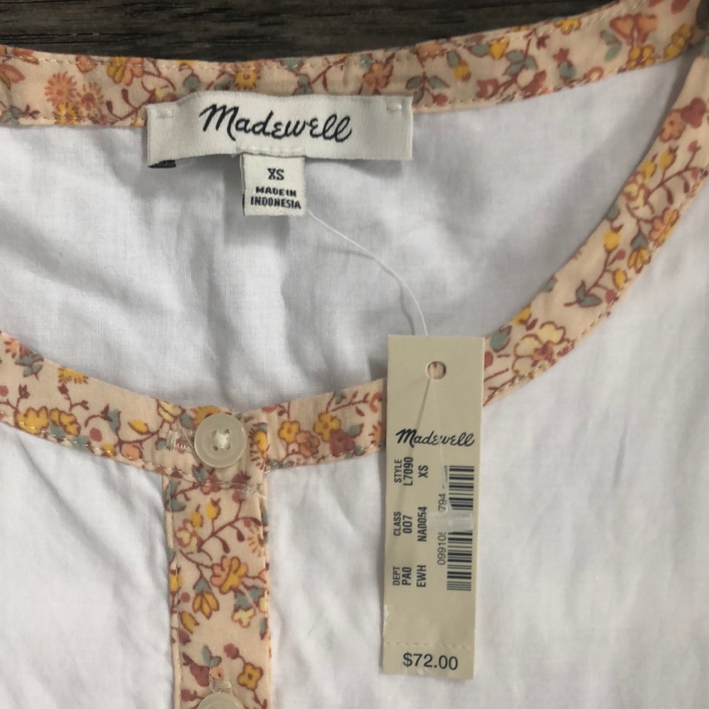 Madewell Woman’s Ruffle-Sleeve Bib Top - Picture 5 of 8
